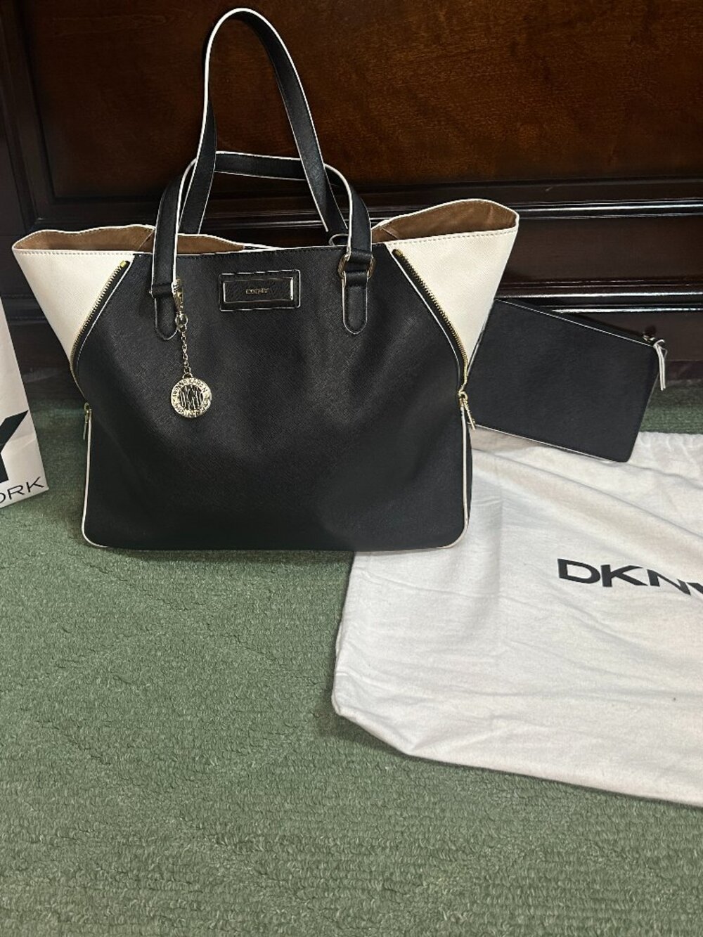 DKNY Large Black Saffiano Leather Winged Tote With Coordinating Pouch (2016)